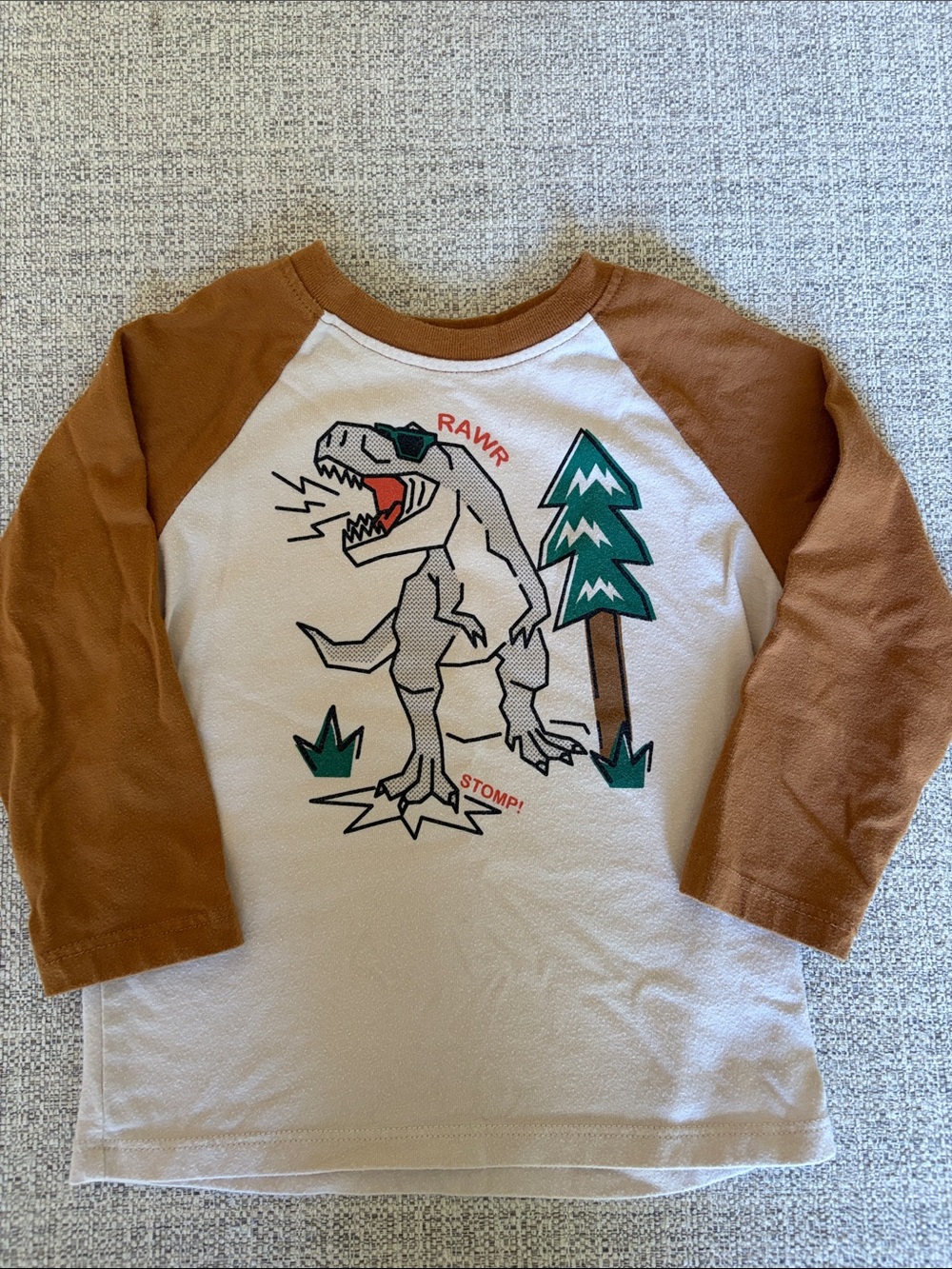 3T boys fall/winter lot of 7 pieces. Cute and fun prints and colors. - Picture 12 of 16